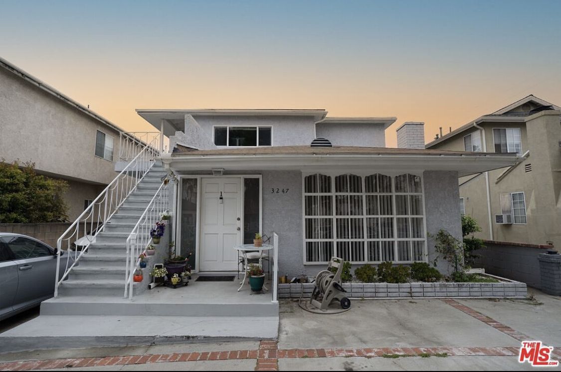 3247 S Sherbourne Dr, Los Angeles CA